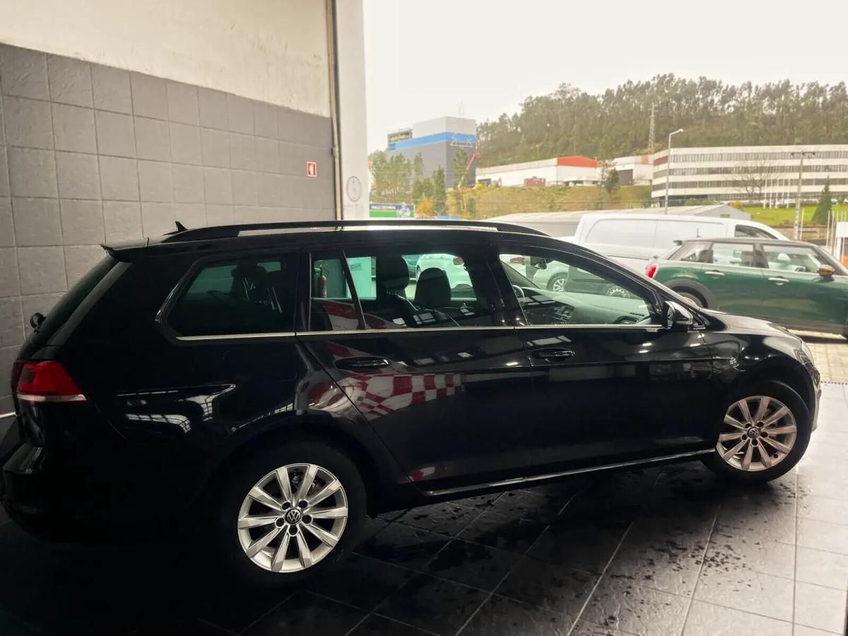 volkswagen-golf-variant-2015-diesel-1598cc