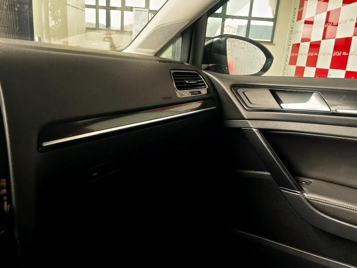 volkswagen-golf-variant-2015-diesel-1598cc
