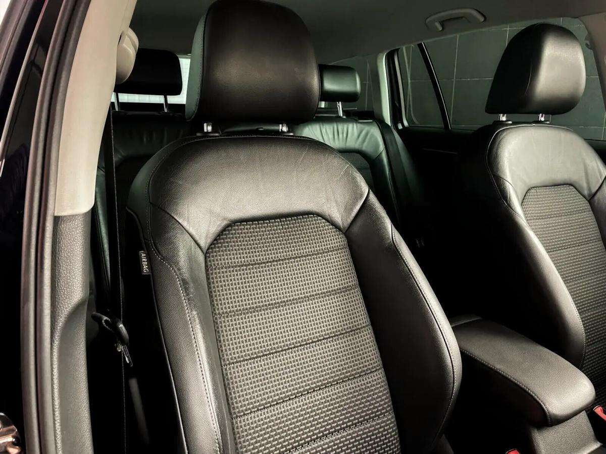volkswagen-golf-variant-2015-diesel-1598cc