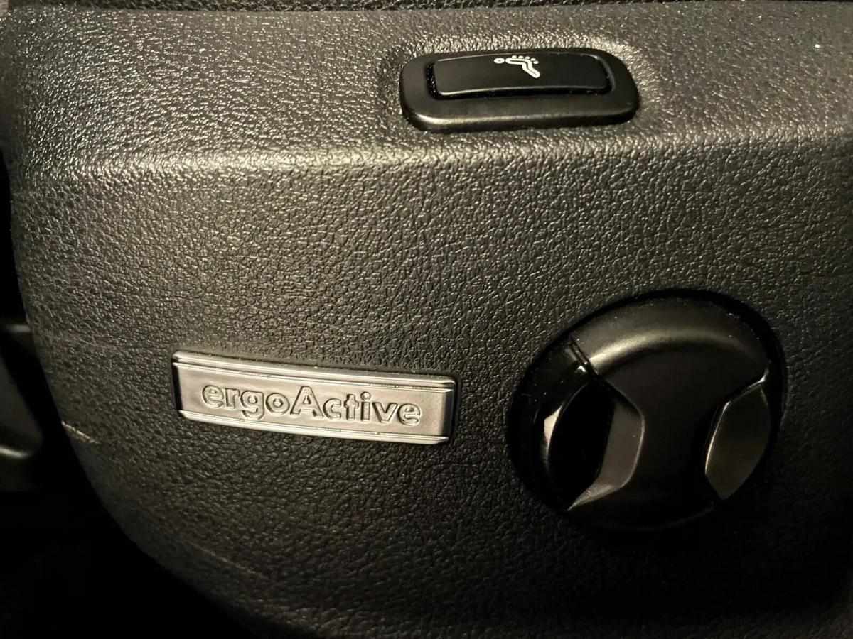 volkswagen-golf-variant-2015-diesel-1598cc