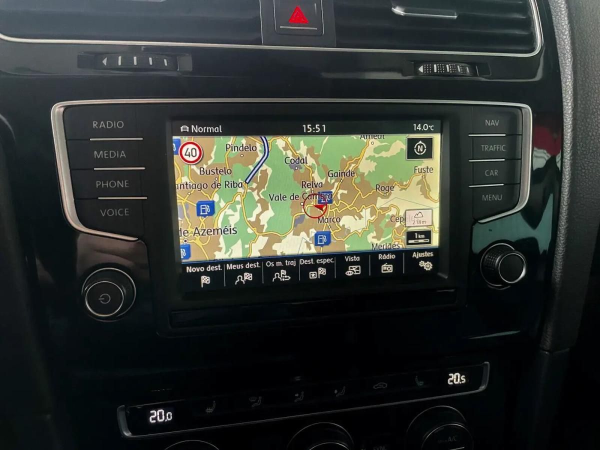 volkswagen-golf-variant-2015-diesel-1598cc