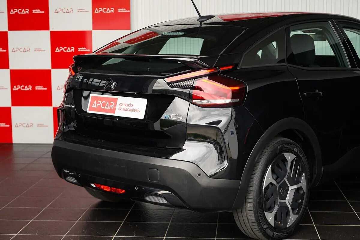 citroen-e-c4-2024-eletrico-0cc