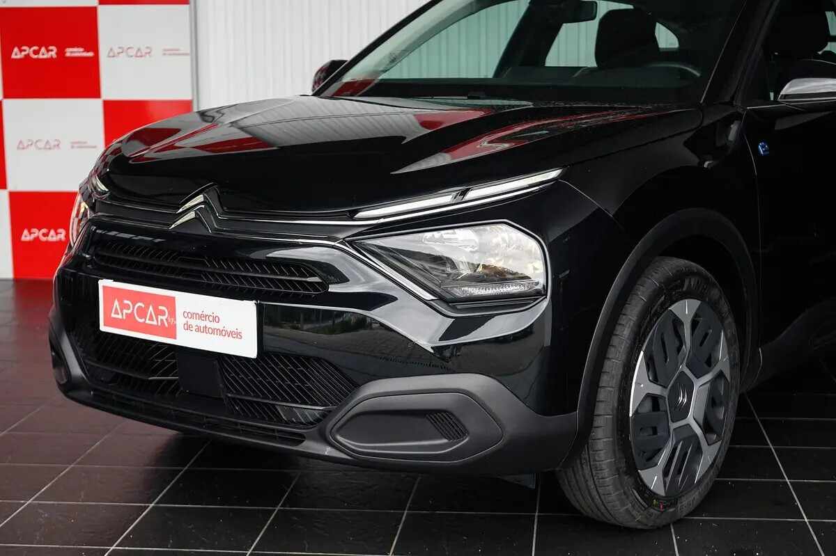 citroen-e-c4-2024-eletrico-0cc