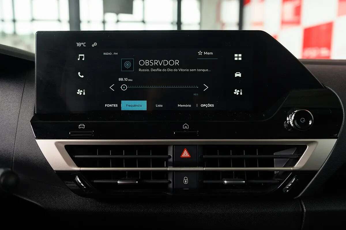 citroen-e-c4-2024-eletrico-0cc