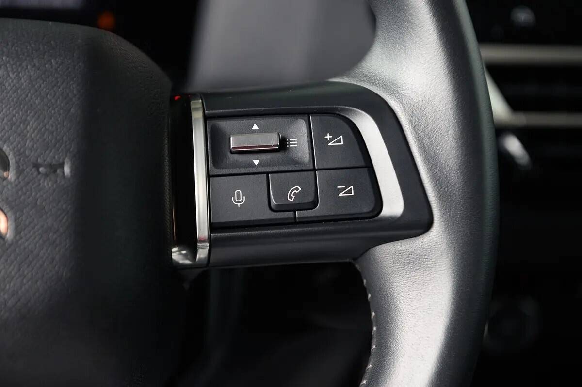 citroen-e-c4-2024-eletrico-0cc