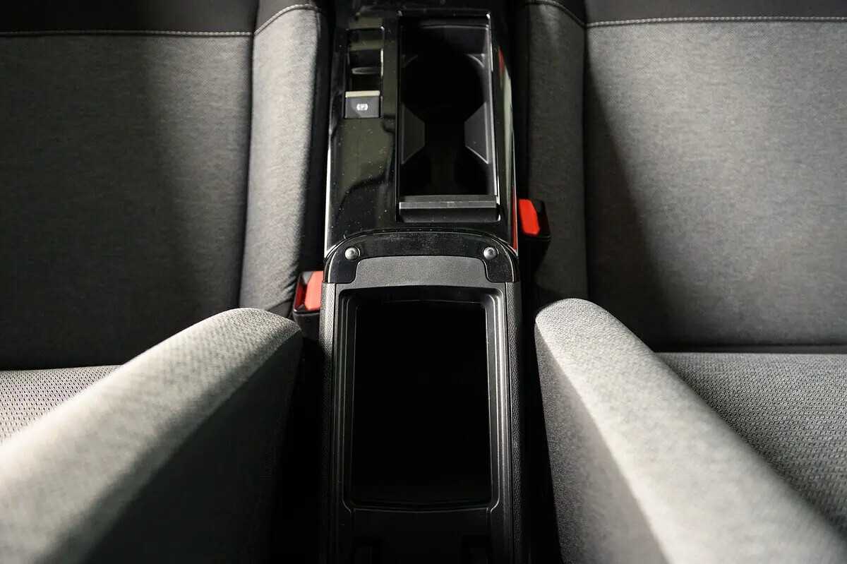 citroen-e-c4-2024-eletrico-0cc