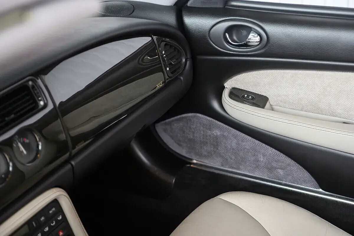 jaguar-xk-1996-gasolina-3996cc