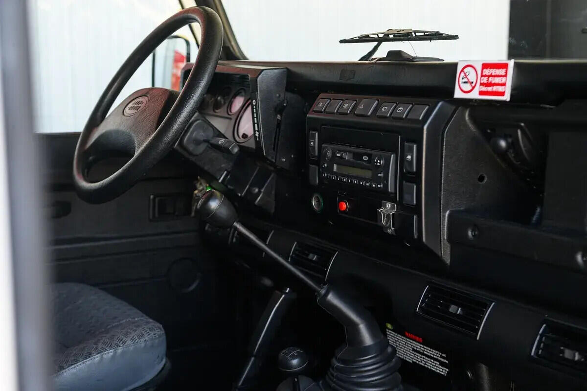 land-rover-defender-2007-diesel-2495cc
