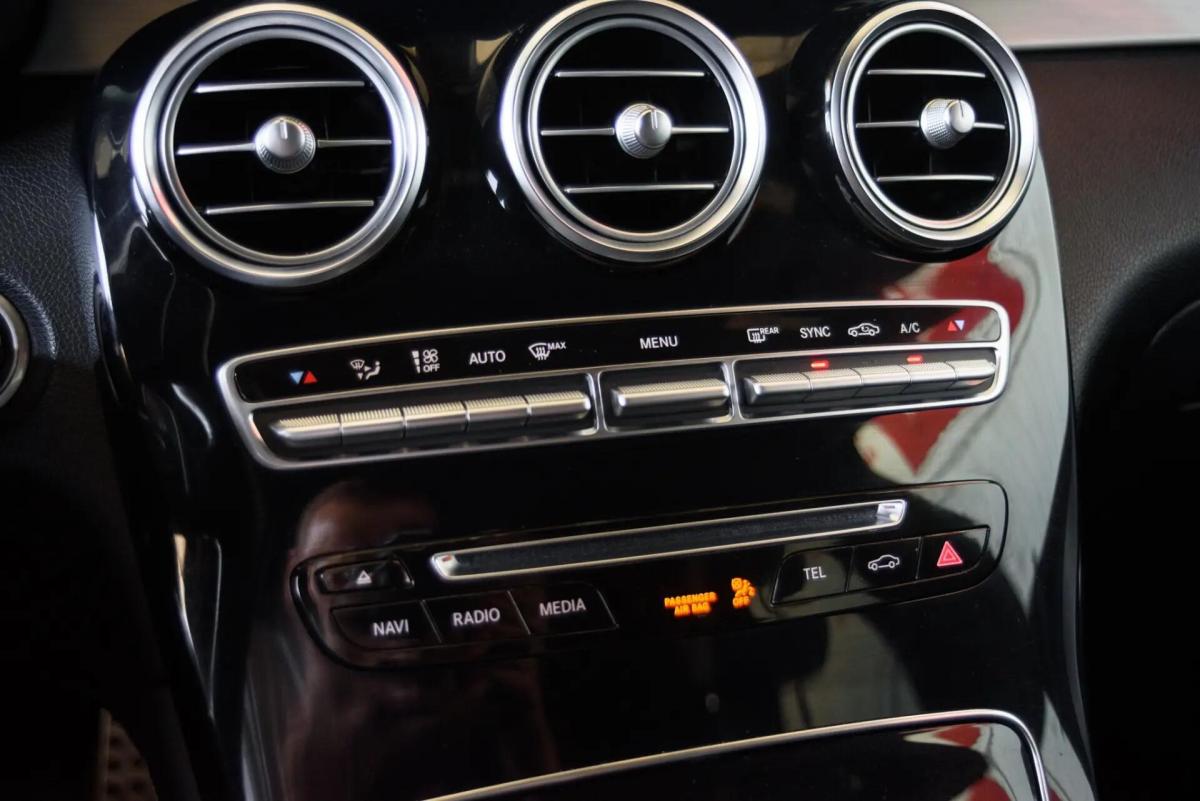 mercedes-benz-glc-250-4matic-2015-diesel-2143cc