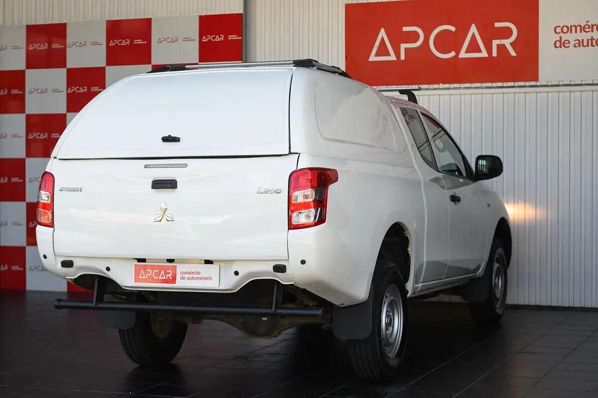 mitsubishi-l200-2018-diesel-2442cc
