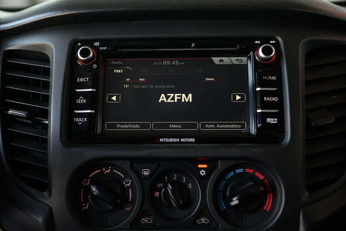 mitsubishi-l200-2018-diesel-2442cc