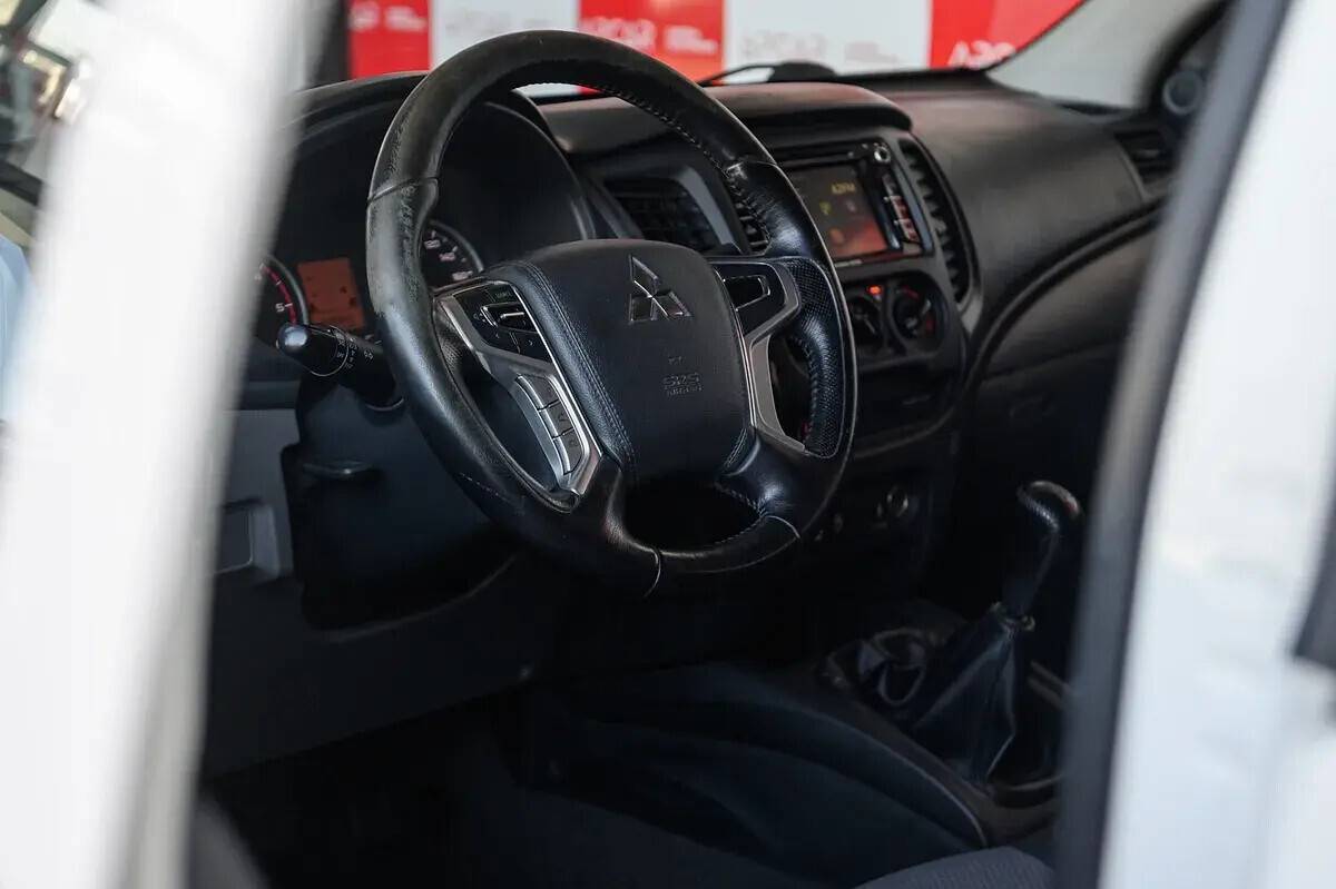 mitsubishi-l200-2018-diesel-2442cc