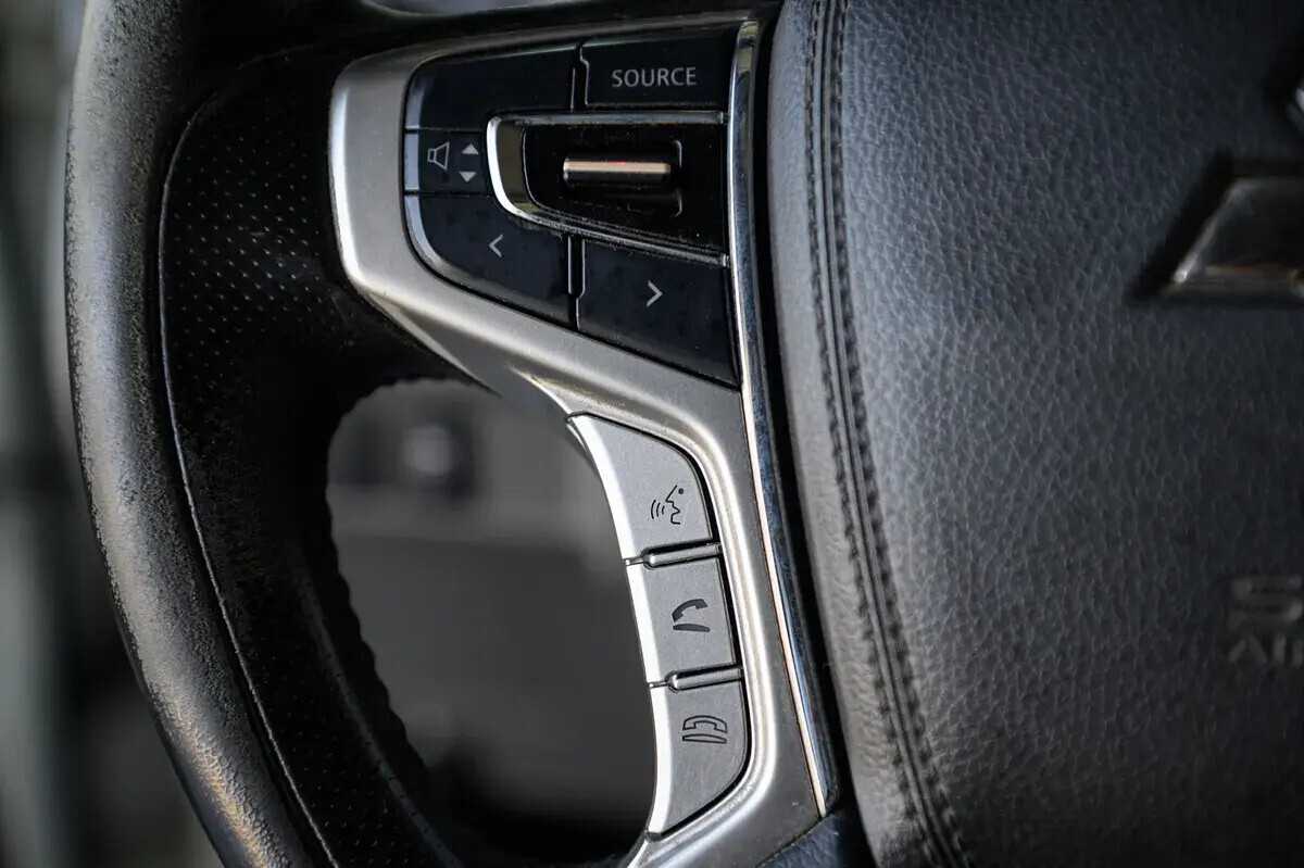 mitsubishi-l200-2018-diesel-2442cc