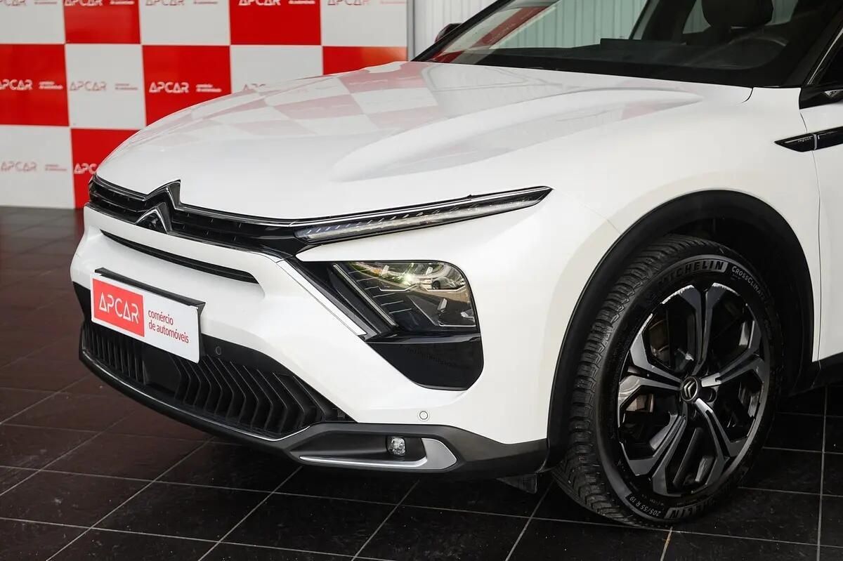 citroen-c5-x-2023-hibrido-a-gasolina-1598cc