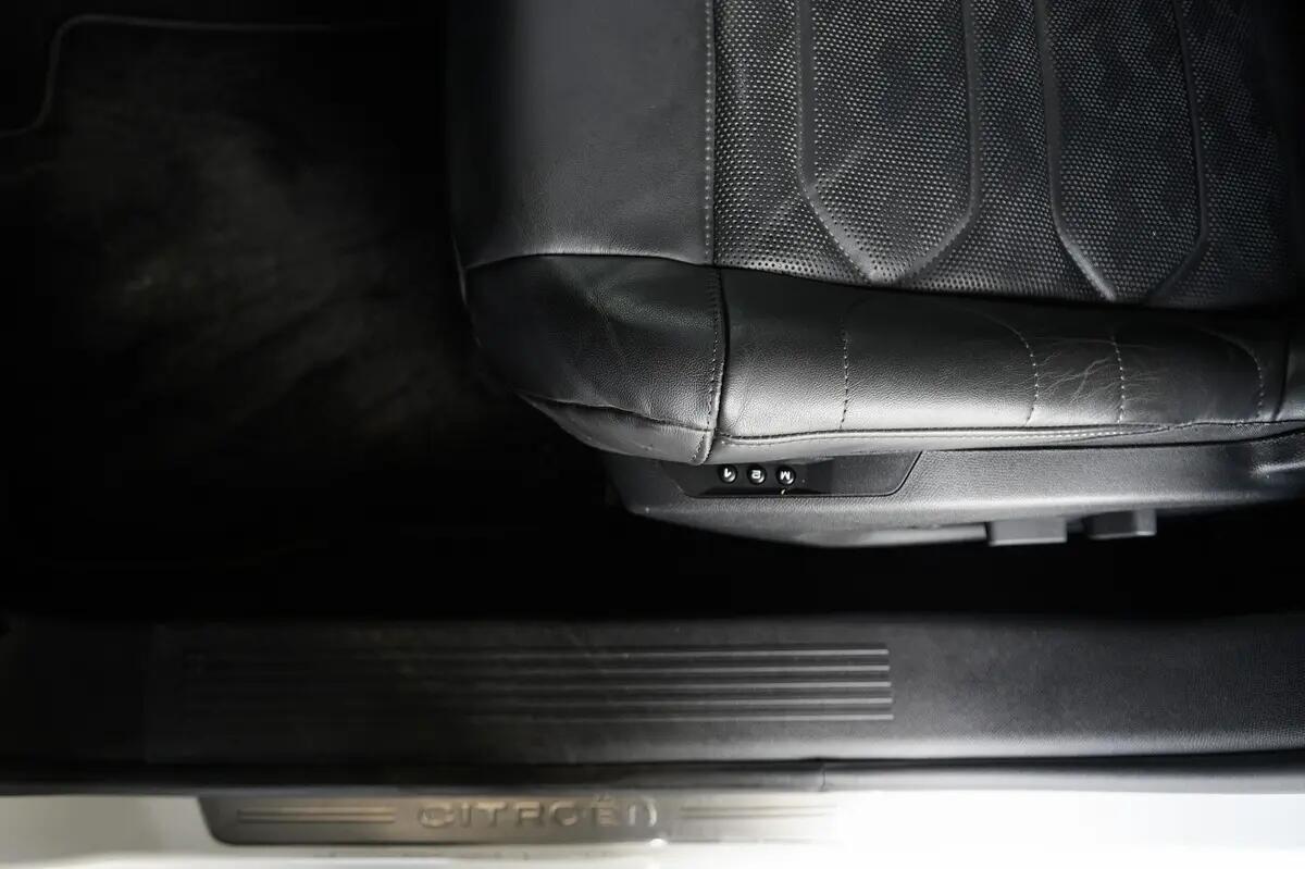 citroen-c5-x-2023-hibrido-a-gasolina-1598cc