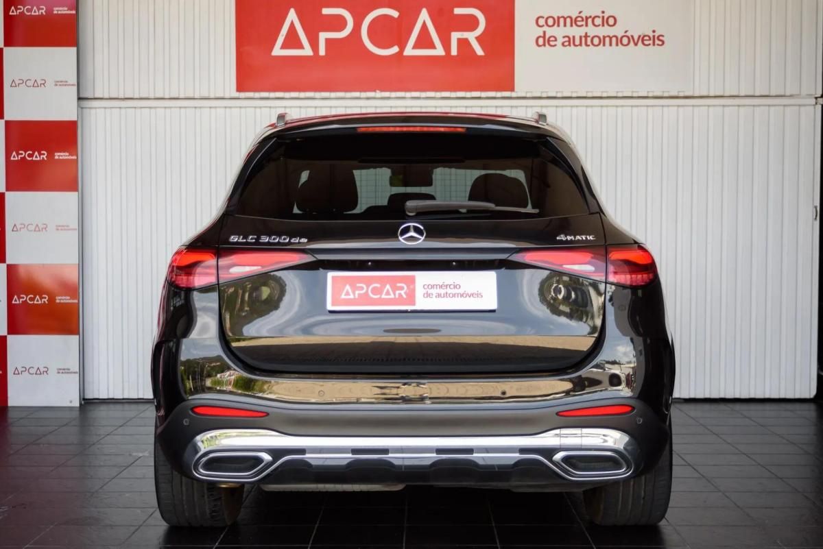 mercedes-benz-glc-300-de-4matic-2023-hibrido-a-diesel-1993cc