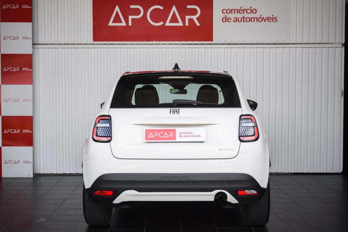 fiat-600-2025-gasolina-1199cc
