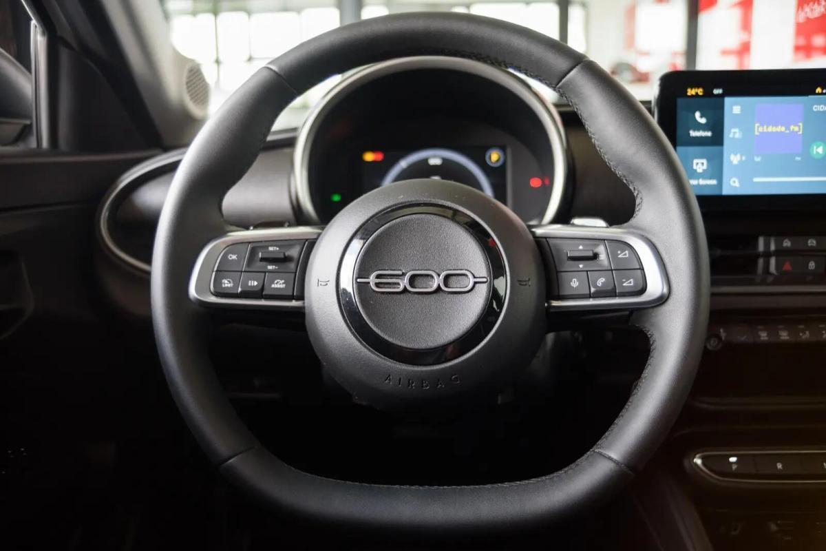 fiat-600-2025-gasolina-1199cc