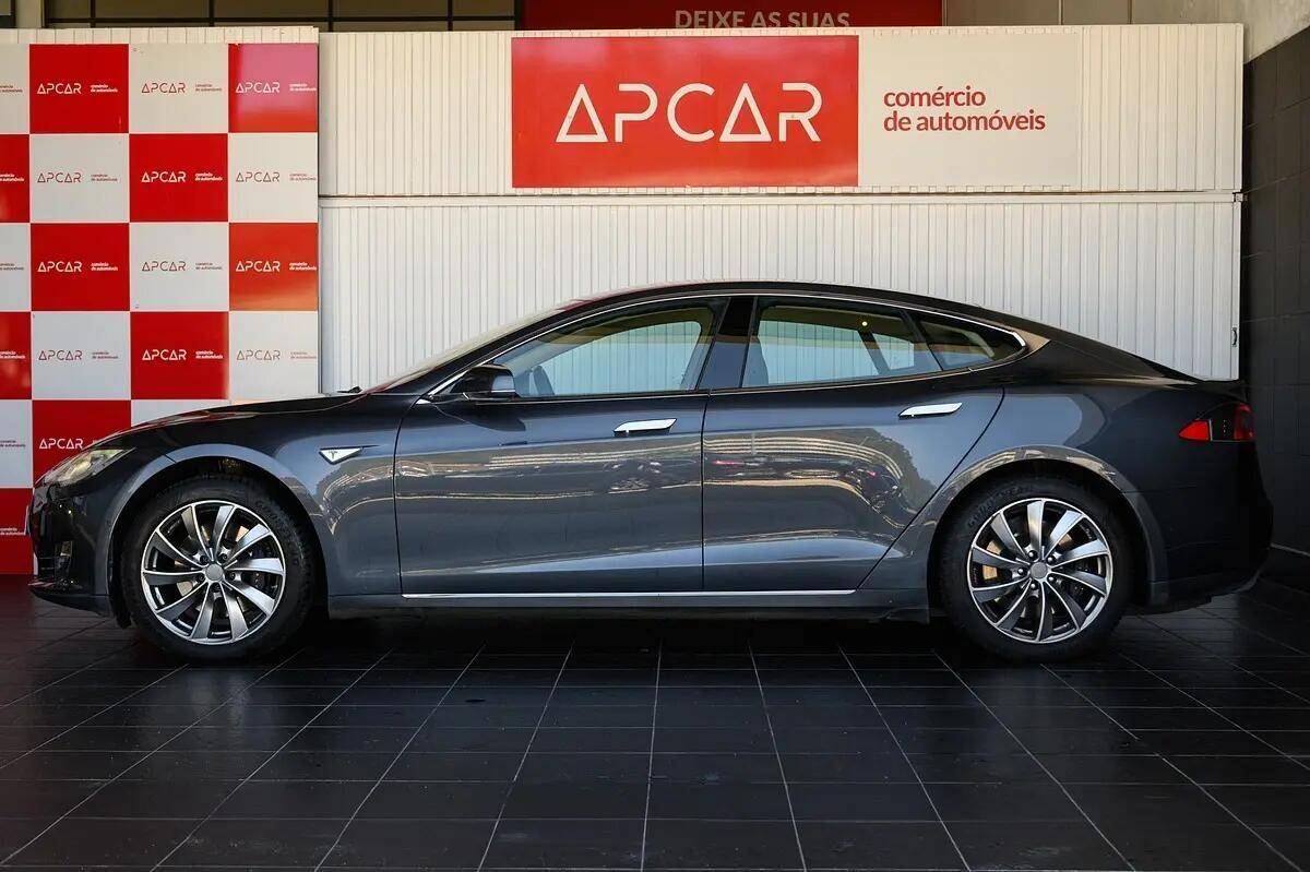 tesla-model-s-2015-eletrico-0cc