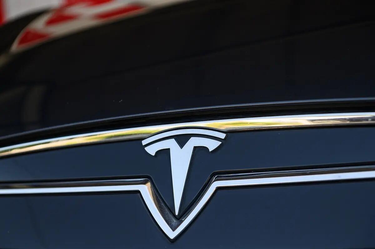 tesla-model-s-2015-eletrico-0cc