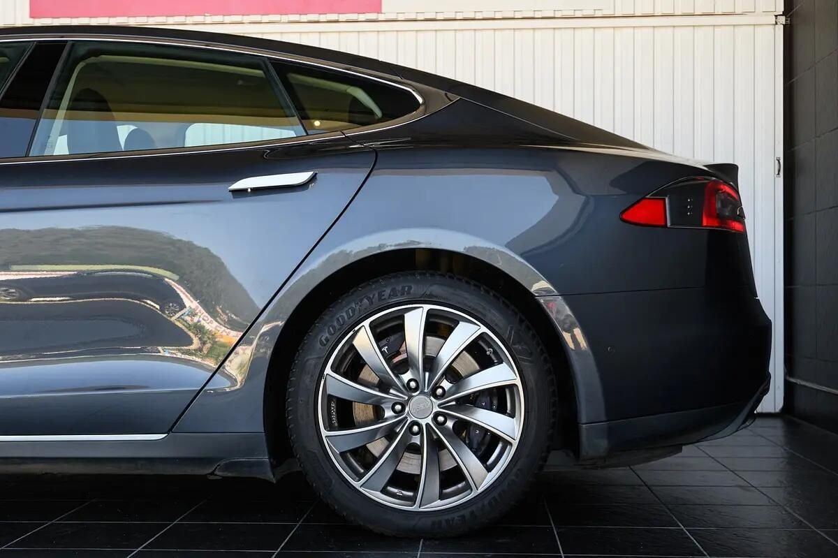 tesla-model-s-2015-eletrico-0cc