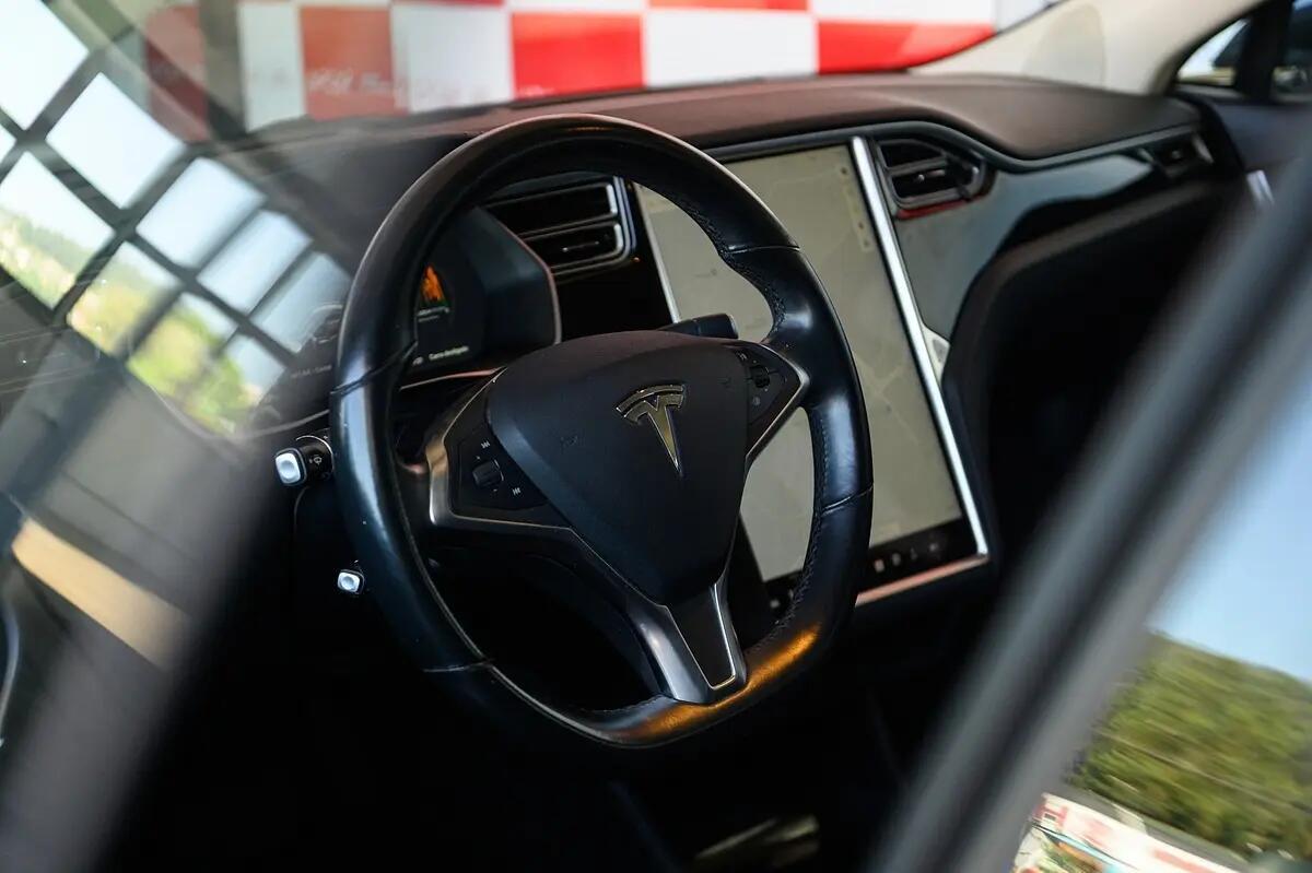 tesla-model-s-2015-eletrico-0cc
