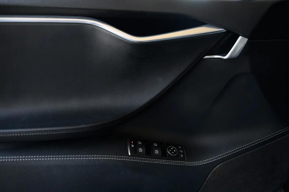 tesla-model-s-2015-eletrico-0cc