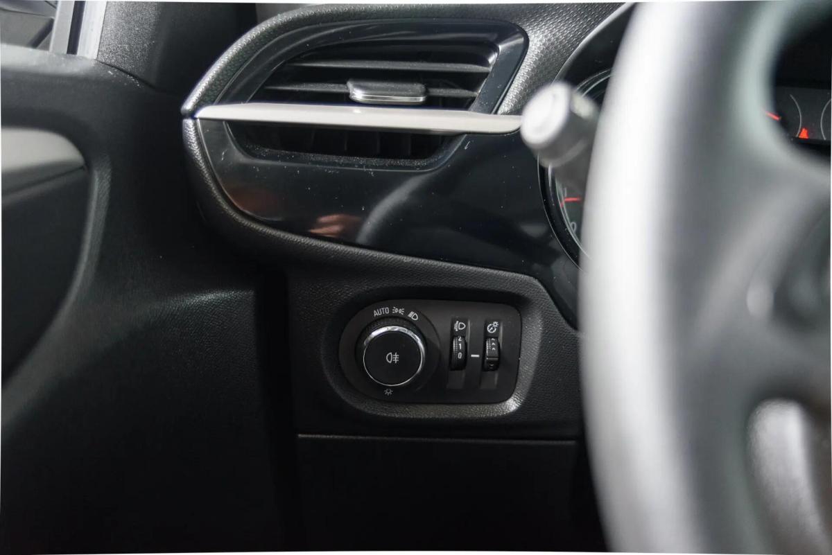 opel-corsa-2023-gasolina-1199cc