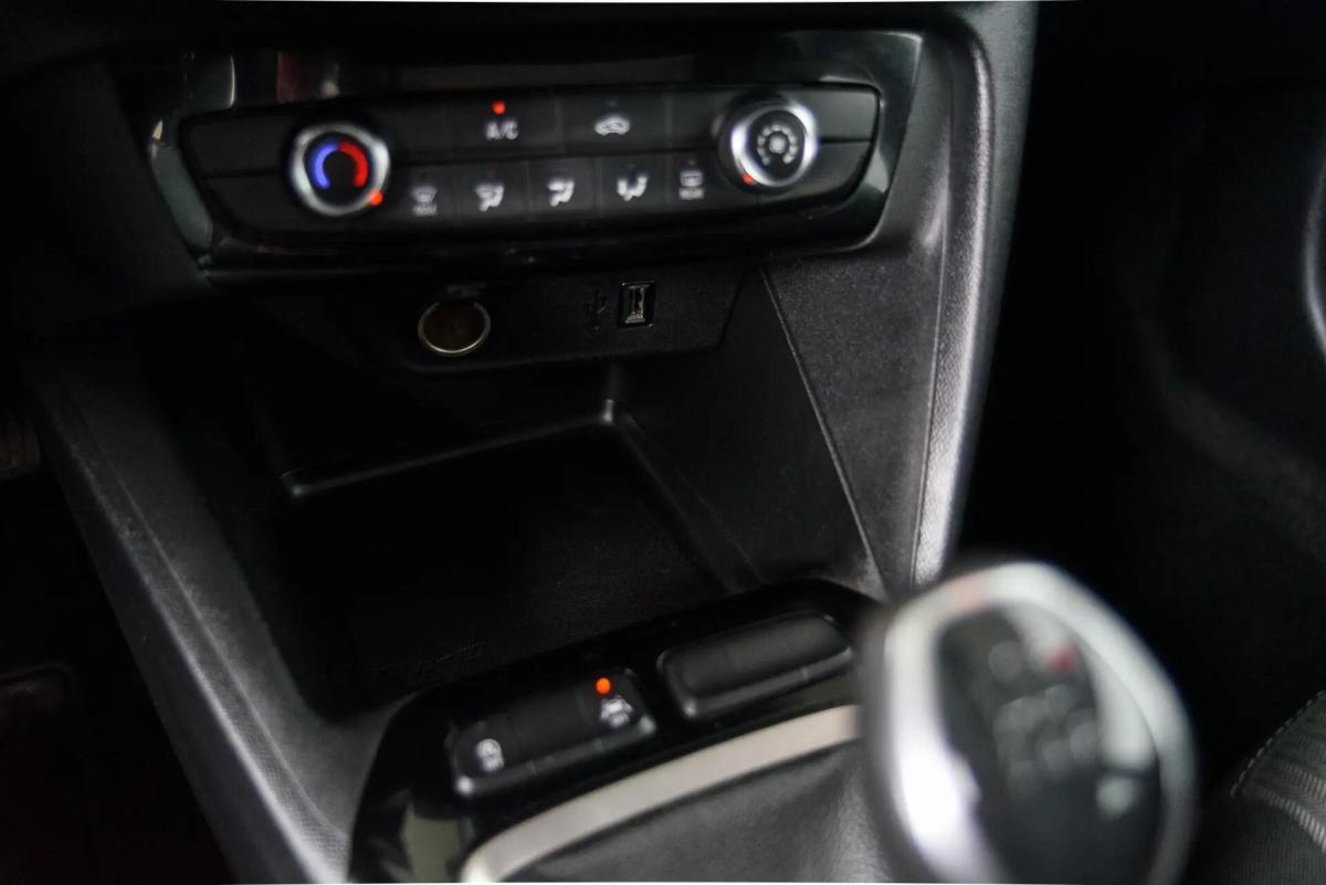 opel-corsa-2023-gasolina-1199cc