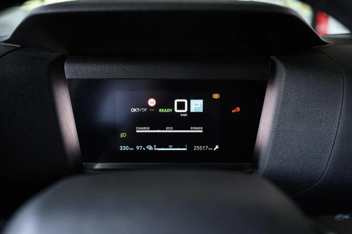 citroen-e-c4-2024-eletrico-0cc