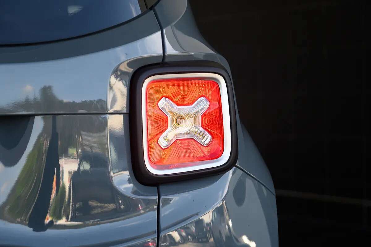 jeep-renegade-2018-diesel-1598cc