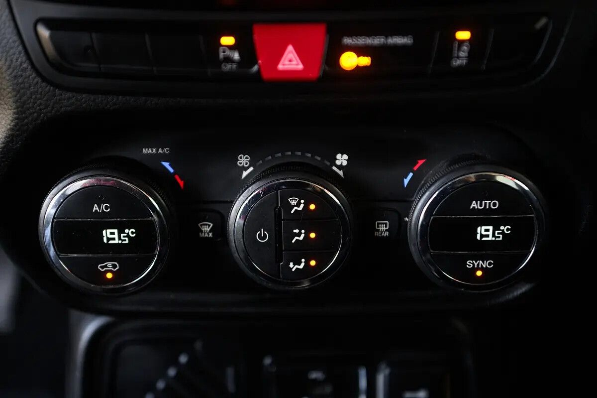 jeep-renegade-2018-diesel-1598cc
