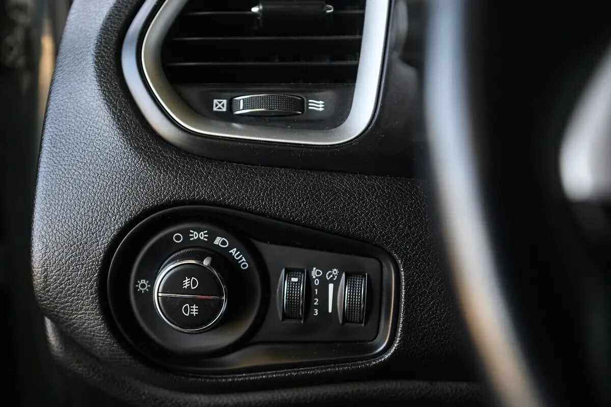 jeep-renegade-2018-diesel-1598cc