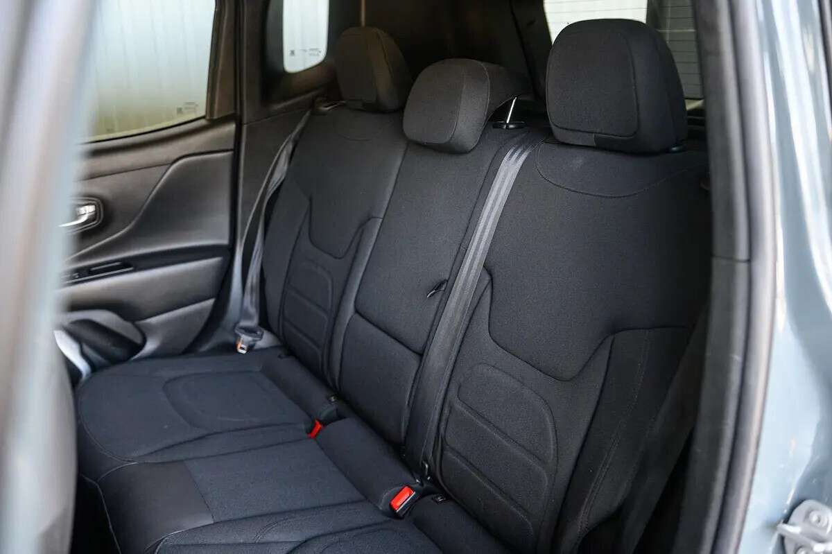 jeep-renegade-2018-diesel-1598cc