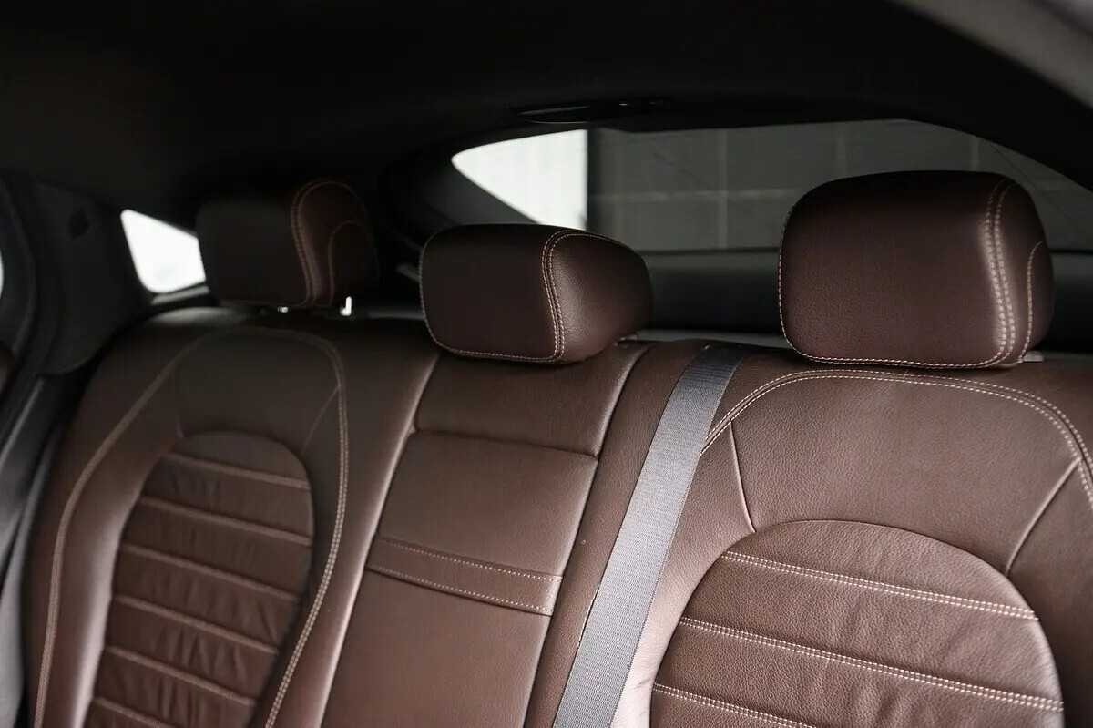 mercedes-benz-glc-250-d-coupe-4matic-2018-diesel-2143cc