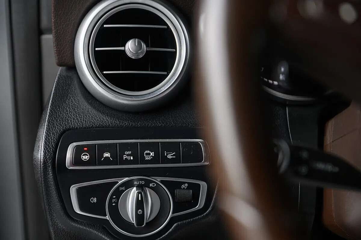 mercedes-benz-glc-250-d-coupe-4matic-2018-diesel-2143cc