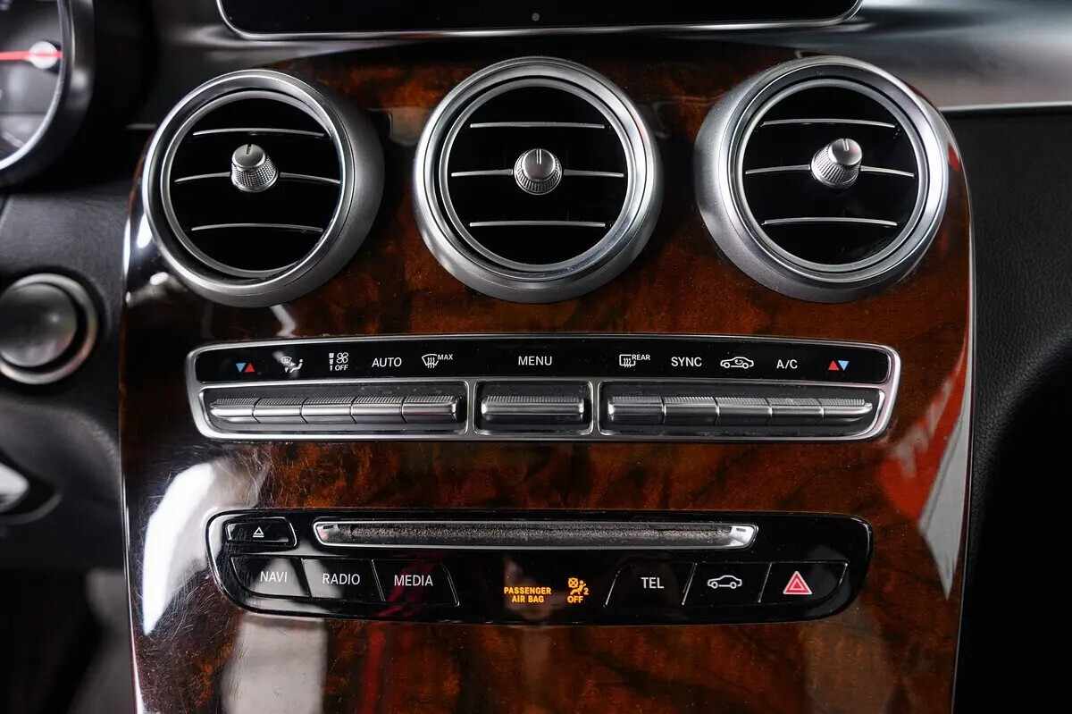 mercedes-benz-glc-250-d-coupe-4matic-2018-diesel-2143cc