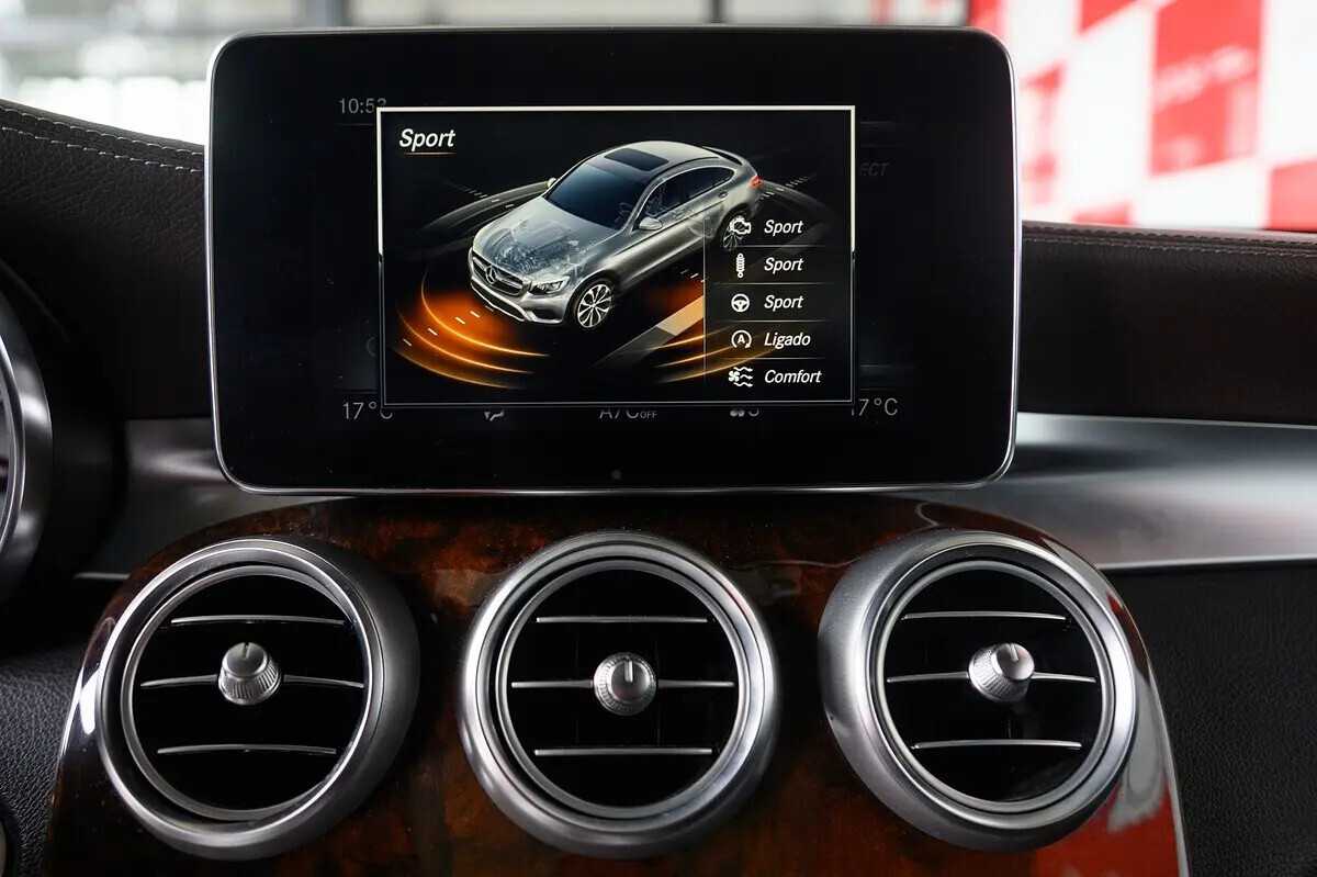 mercedes-benz-glc-250-d-coupe-4matic-2018-diesel-2143cc