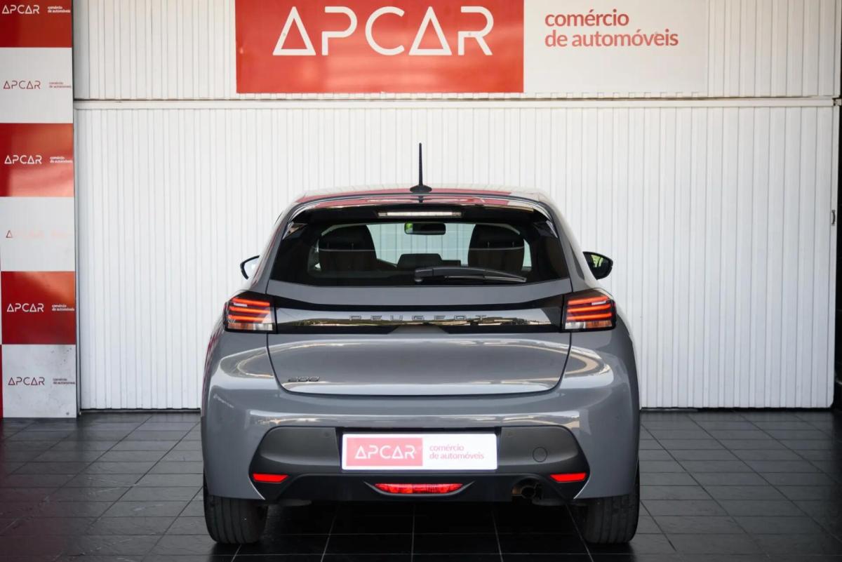 peugeot-208-2024-gasolina-1199cc