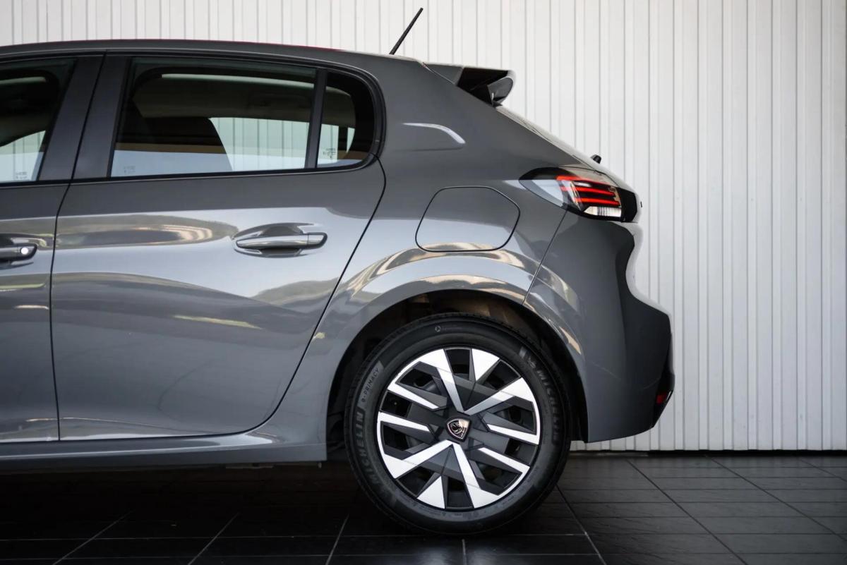 peugeot-208-2024-gasolina-1199cc