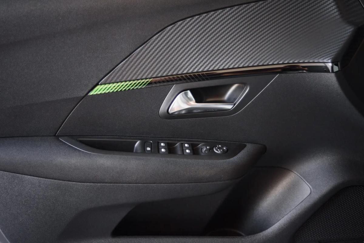 peugeot-208-2024-gasolina-1199cc