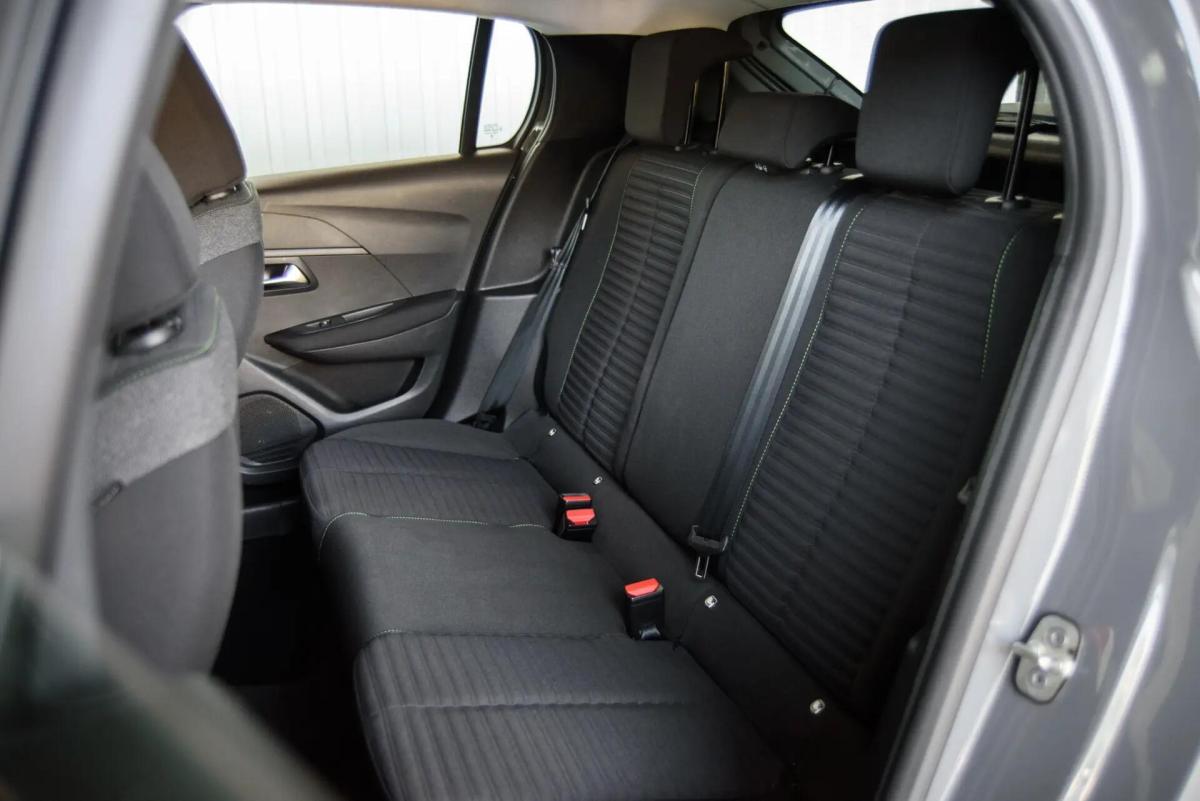peugeot-208-2024-gasolina-1199cc