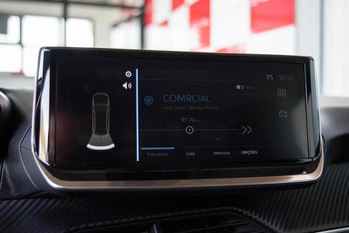 peugeot-208-2024-gasolina-1199cc