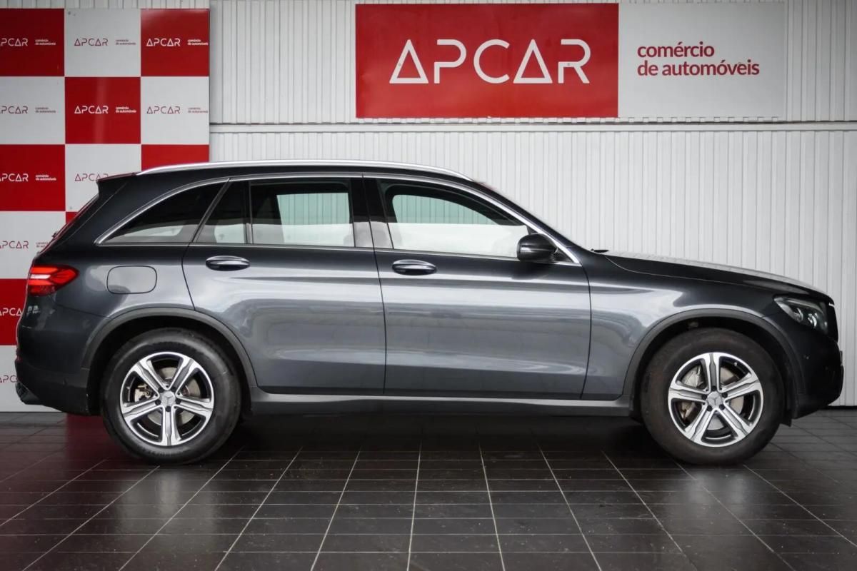 mercedes-benz-glc-250-d-4matic-2015-diesel-2143cc