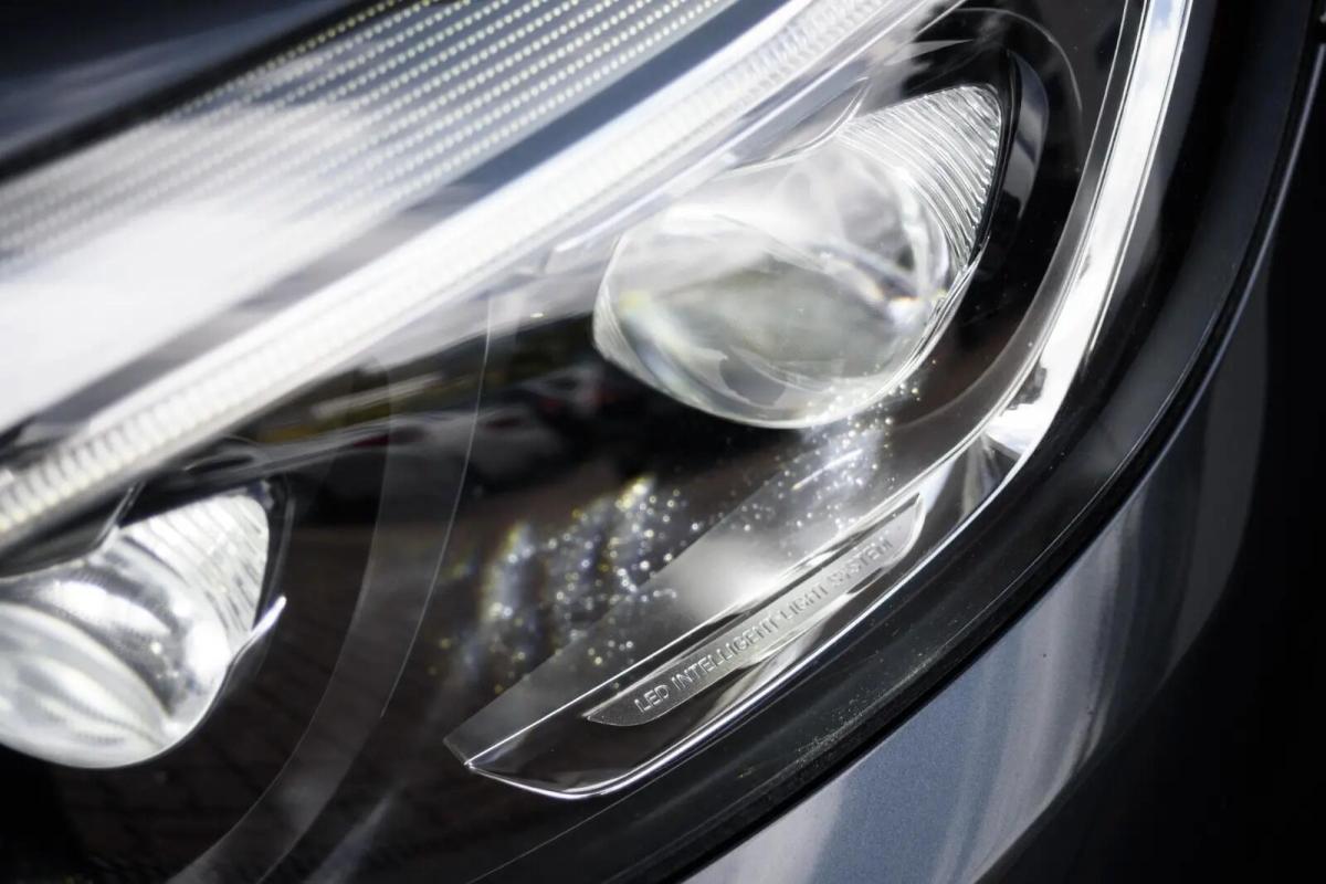 mercedes-benz-glc-250-d-4matic-2015-diesel-2143cc