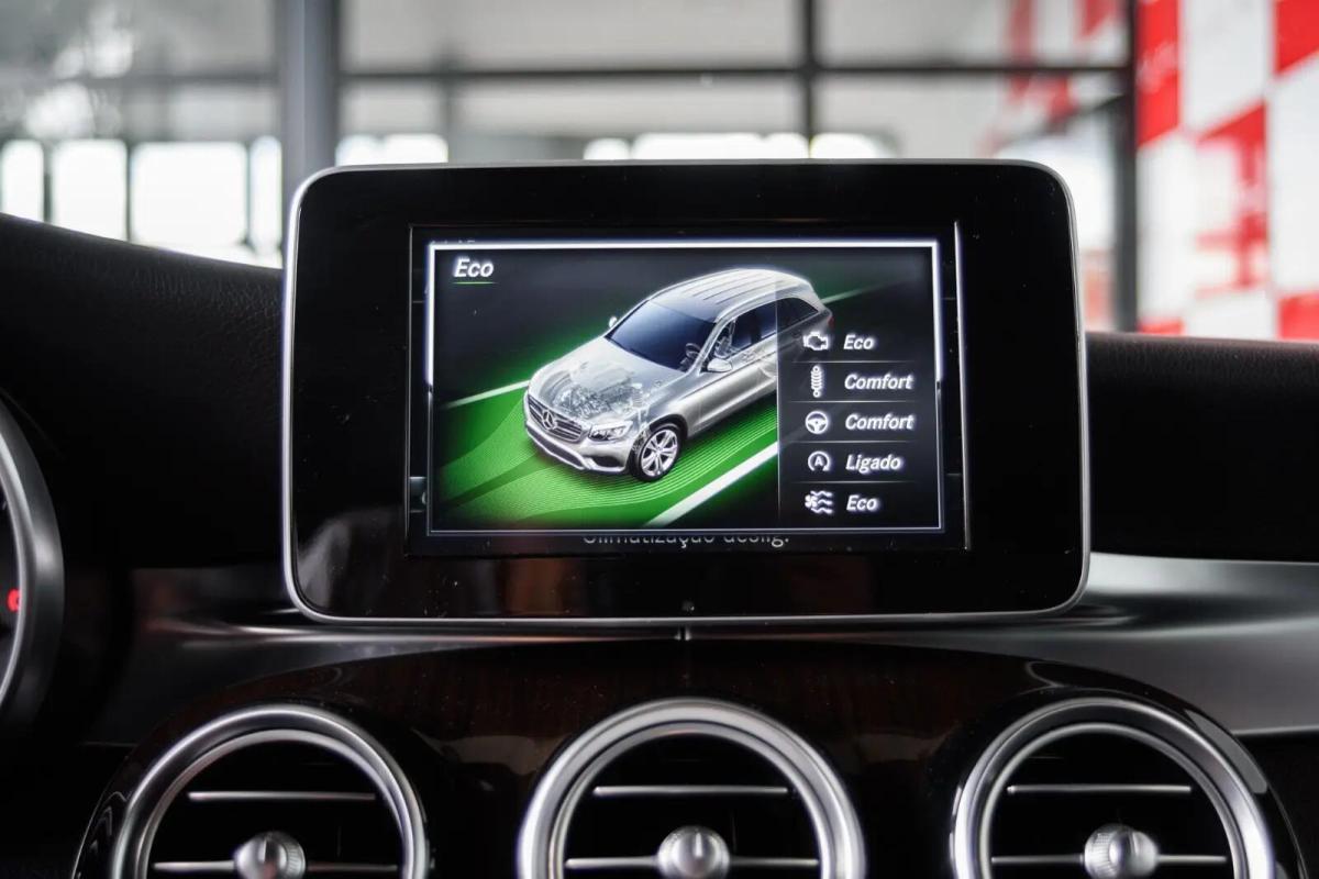 mercedes-benz-glc-250-d-4matic-2015-diesel-2143cc