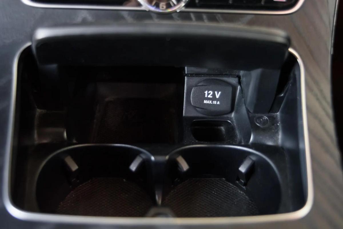 mercedes-benz-classe-e-e-300-de-plug-in-1-9-2019-hibrido-a-diesel-1950cc