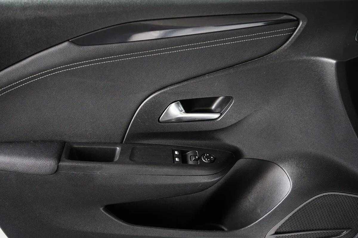 opel-corsa-2023-gasolina-1199cc