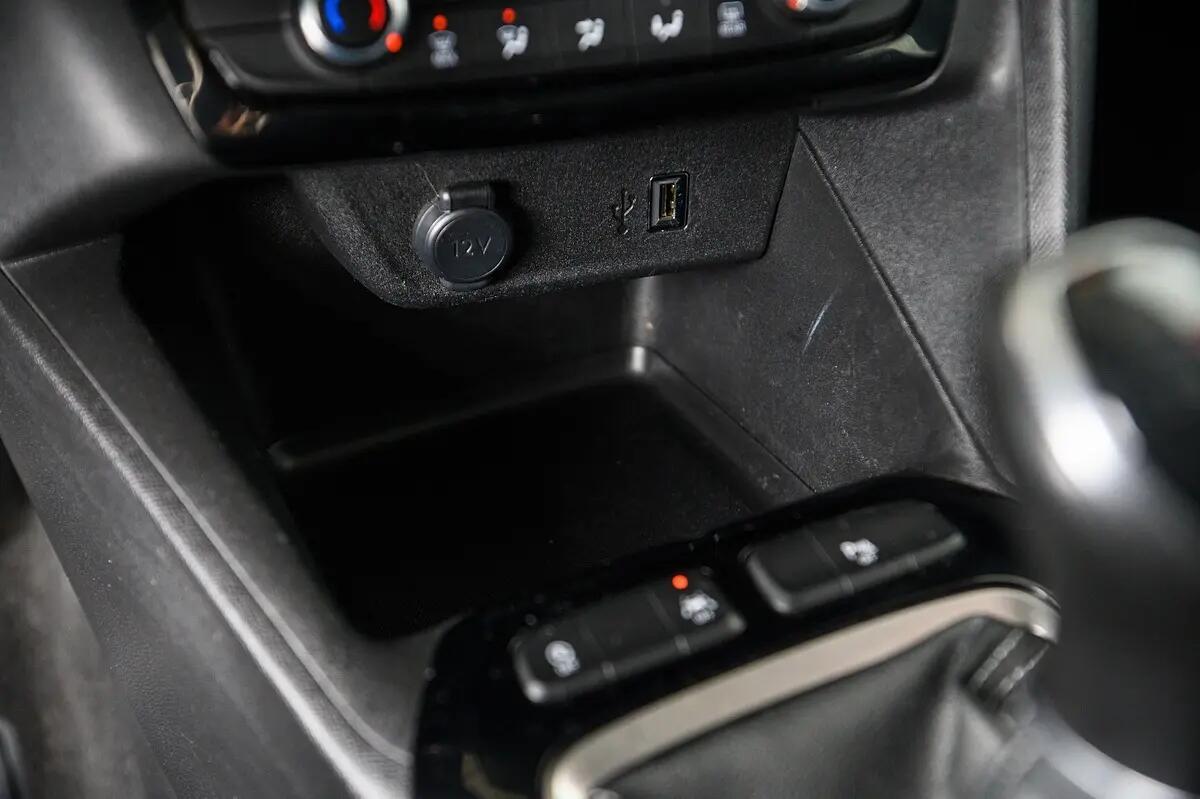 opel-corsa-2023-gasolina-1199cc