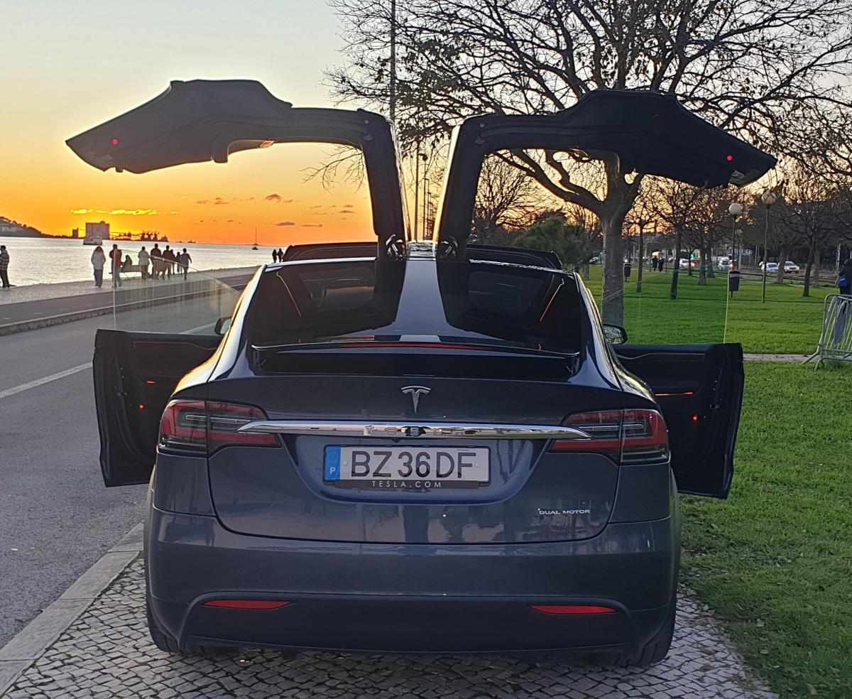 tesla-model-x-long-range-2020-eletrico